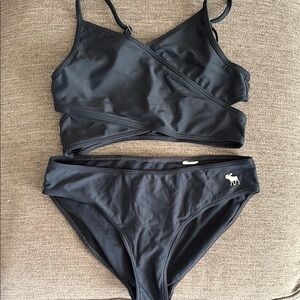 Navy Abercrombie Kids Girl’s swimsuit size 13/14